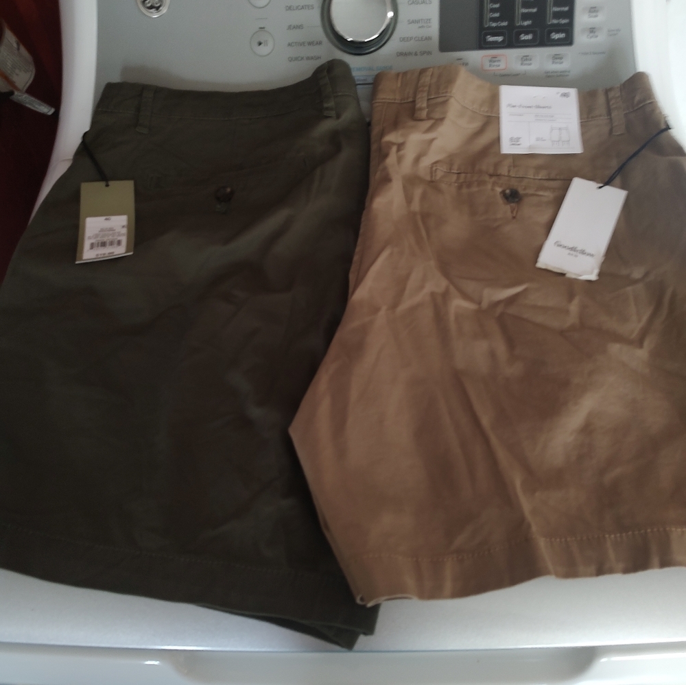 2X pairs of Men's good fellow shorts tan olive sz 40 NWT